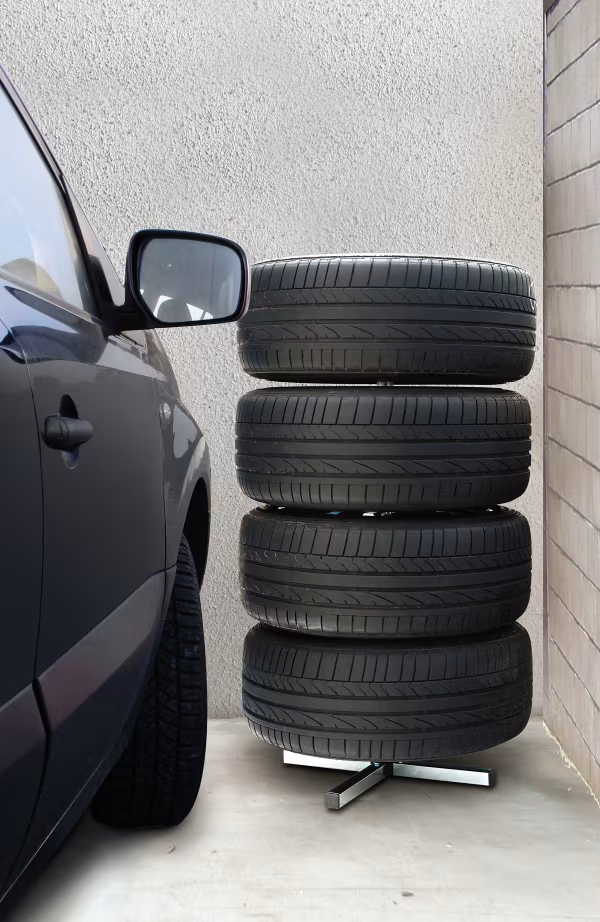 Lampa PP-2, colonna porta-cerchi auto