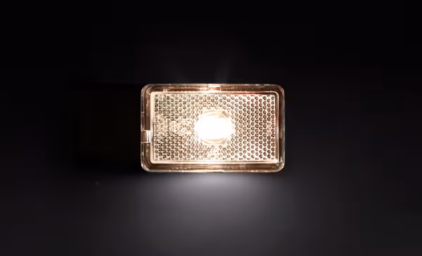 Lampa Luce ingombro con catarifrangente e staffa - 12/24V