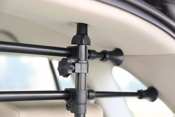 Lampa GRG-9 Compact, griglia divisoria telescopica 4 elementi, applicazione al poggiatesta