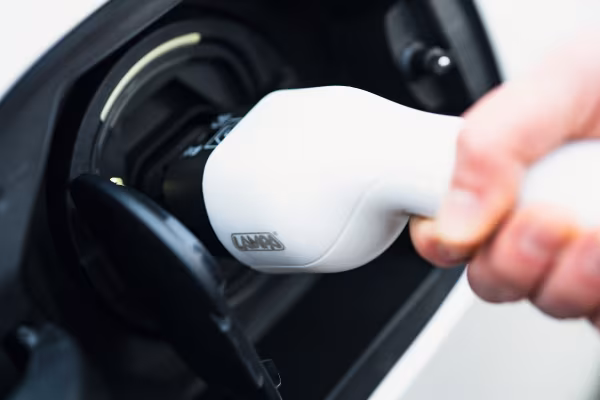 Lampa Carica batteria portatile per veicoli elettrici