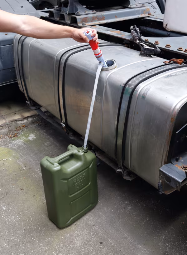 Lampa Pompa a batteria per travaso liquidi - 6 L/min