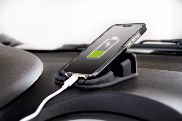 Lampa Phone-Mat, portatelefono e portaoggetti in silicone
