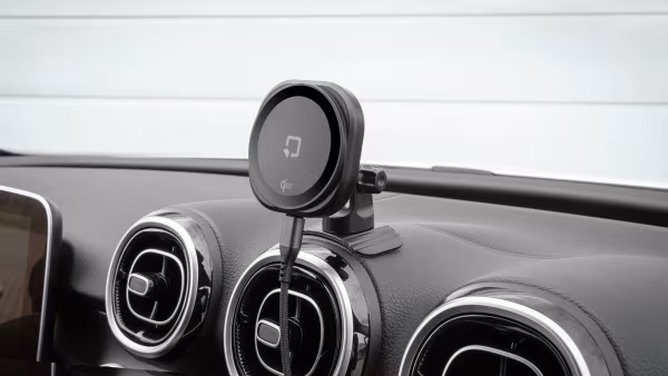 Optiline Mag Wireless Stick, Porta telefono magnetico con ricarica wireless e attacco adesivo