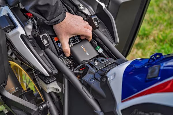 Optiline Aircore, mini compressore elettrico portatile compatibile con auto, moto, bici, palloni