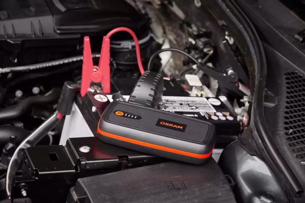 Osram BATTERYstart 300, avviatore di emergenza con funzione power bank