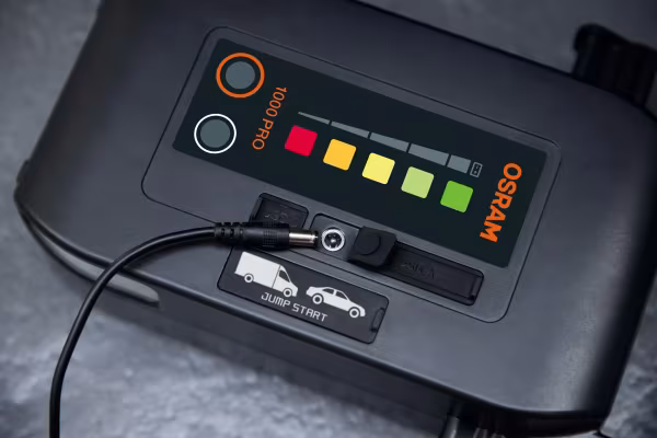 Osram BATTERYstart PRO 1000, avviatore di emergenza ad alta potenza per un\'ampia gamma di veicoli