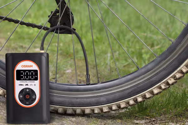 Osram TYREinflate 4000, compressore digitale ricaricabile per pneumatici