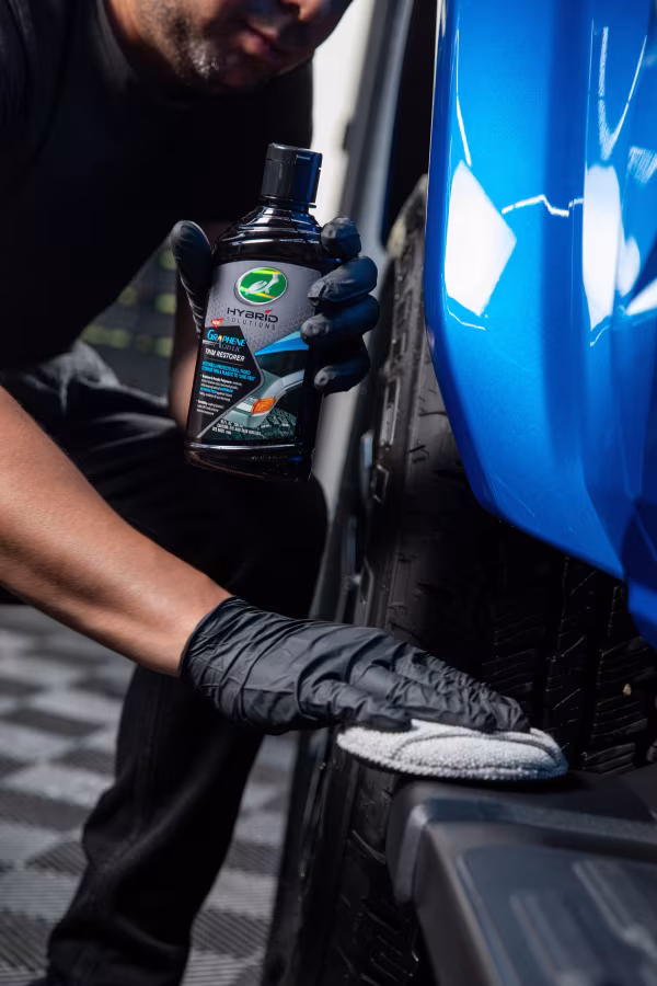 Turtle Wax Trattamento per plastiche esterne e pneumatici - 300 ml
